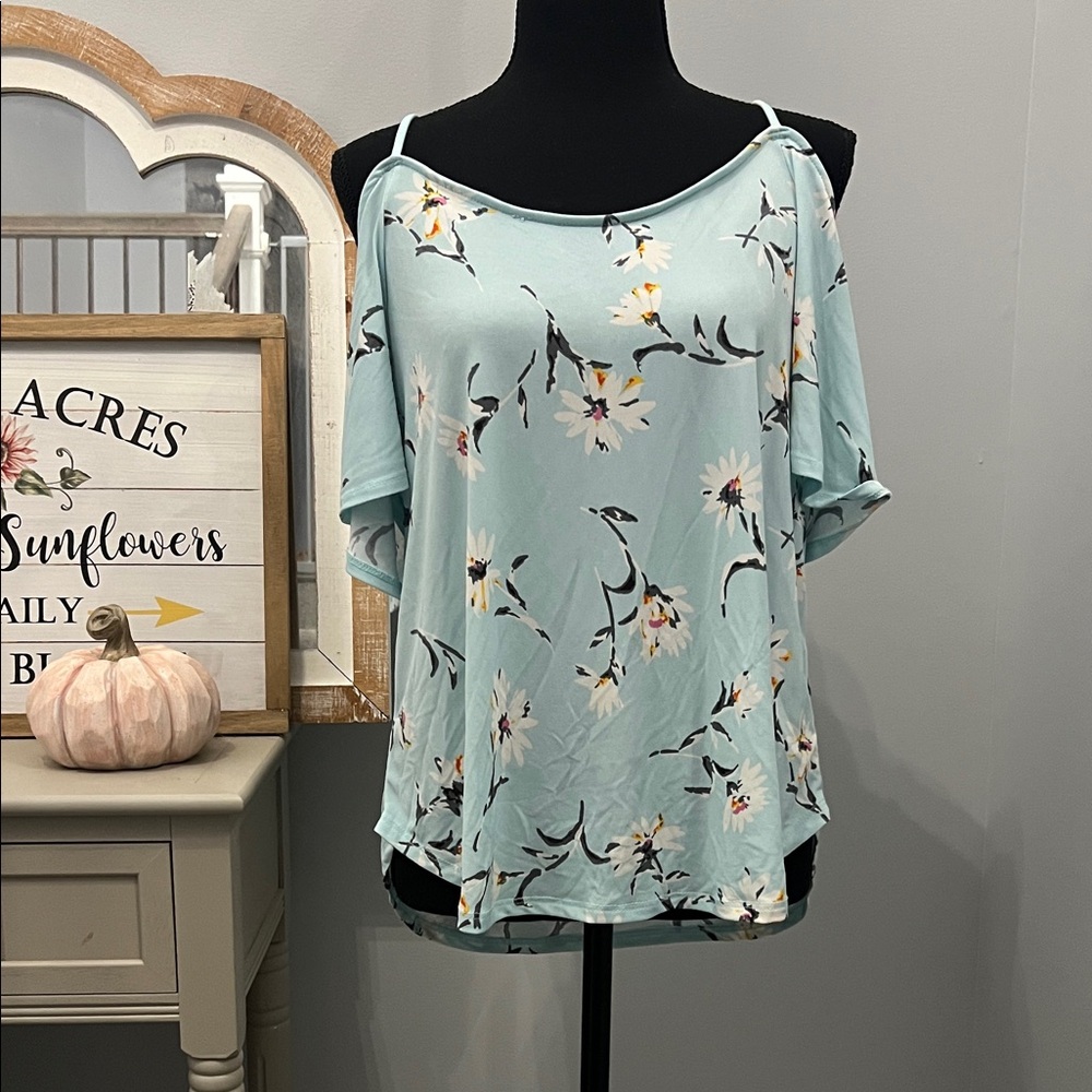 Kaileigh Light Blue Floral Blouse Stitch Fix